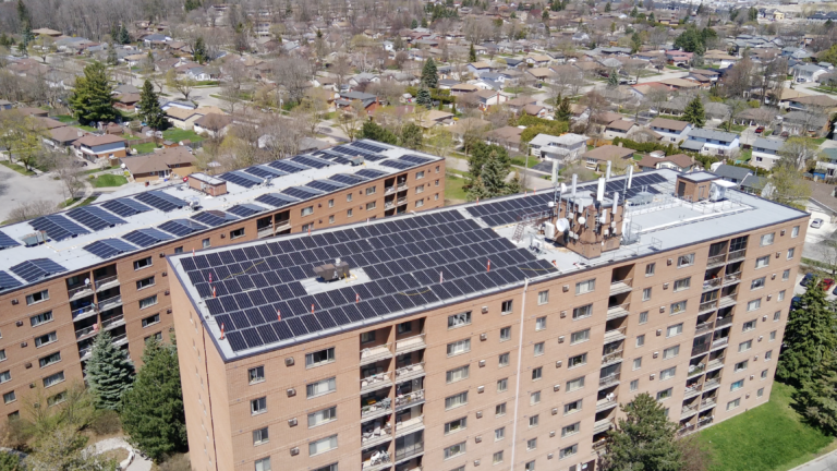 Commercial Rooftop versus Utility-Scale Solar: What’s The Difference?